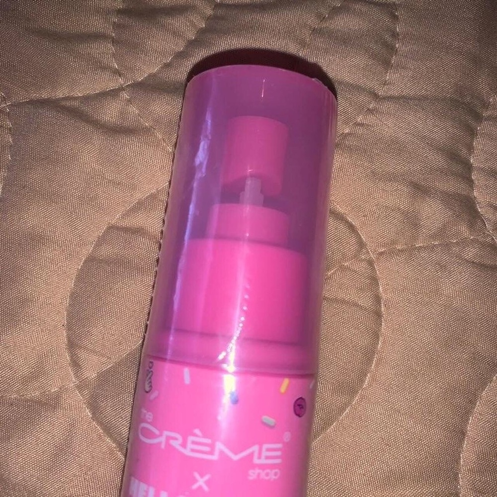 HELLO KITTY RARE CREME SHOP SETTING SPRAY - Picture 4 of 4